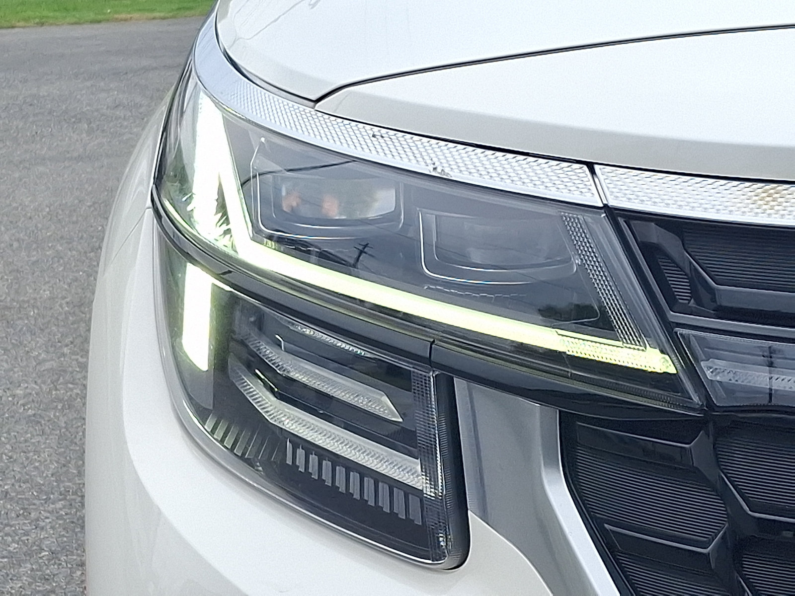 Certified 2024 Kia Seltos SX AWD/4WD image 9