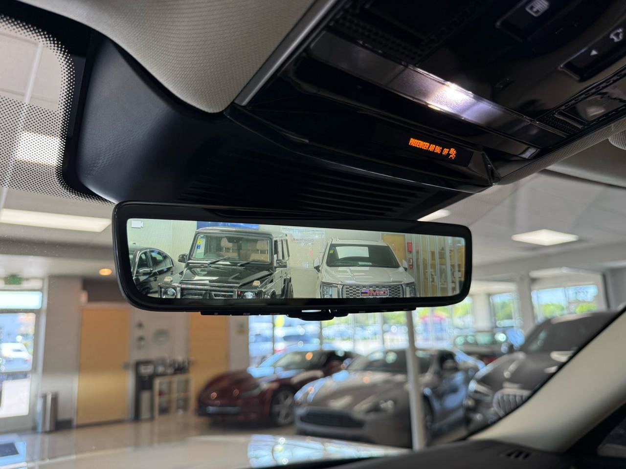 Used 2023 Land Rover Range Rover SE image 18