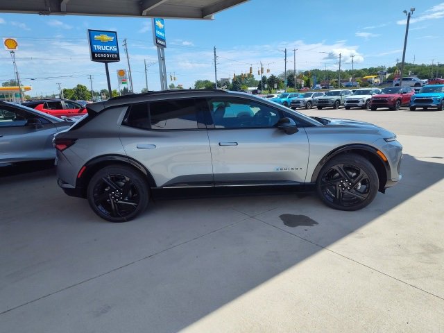 New 2025 Chevrolet Equinox EV RS image 6