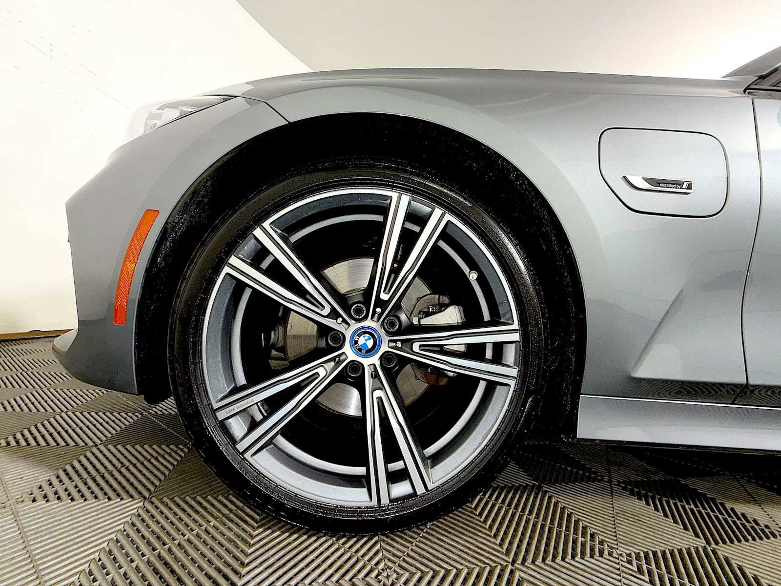 Certified 2023 BMW 330e xDrive w/ Premium Package AWD/4WD image 8