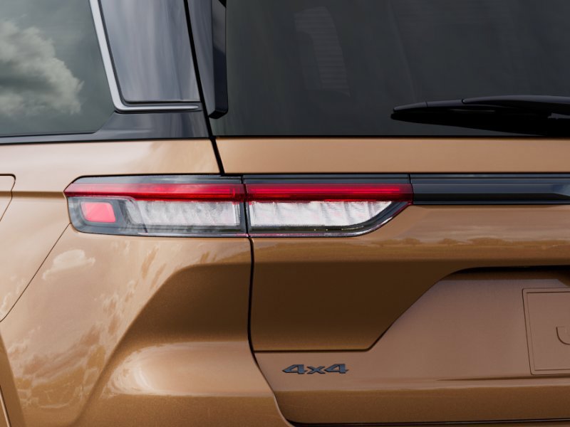 New 2027 Jeep Grand Cherokee Summit AWD/4WD image 14