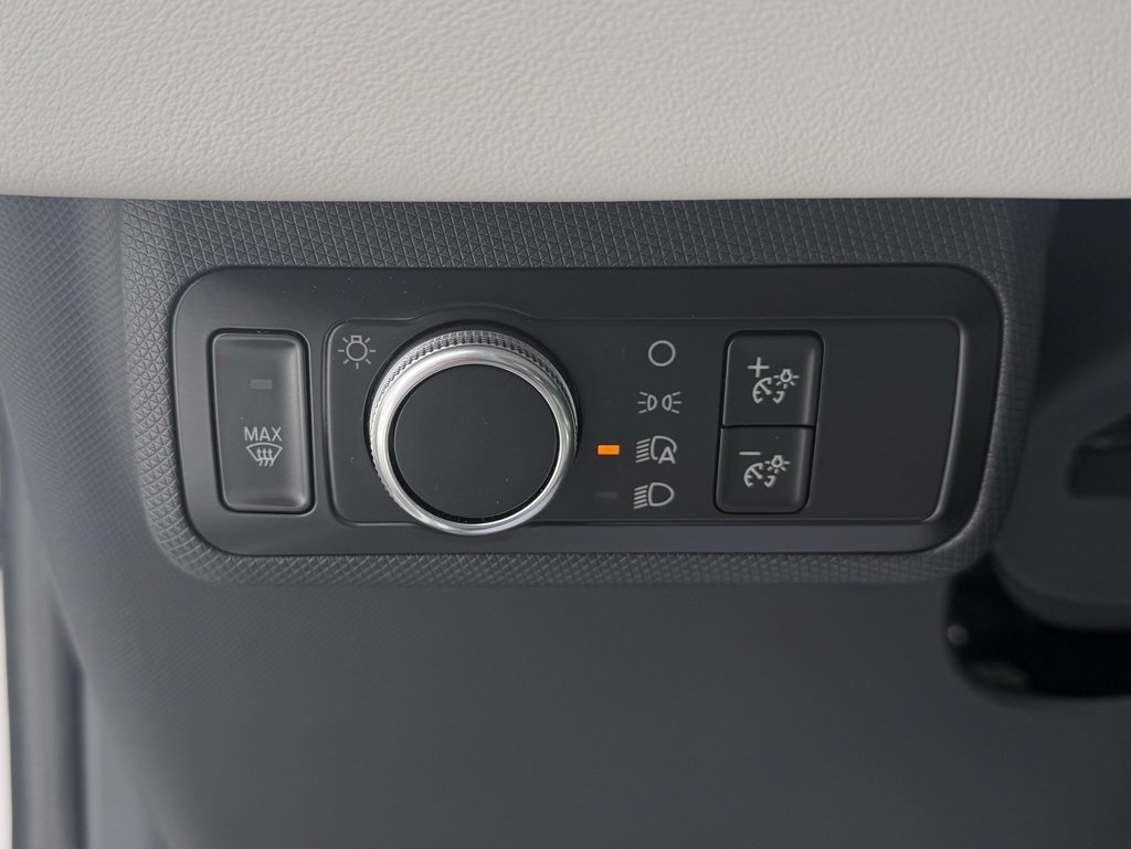 Used 2021 Ford Mustang Mach-E Premium image 23