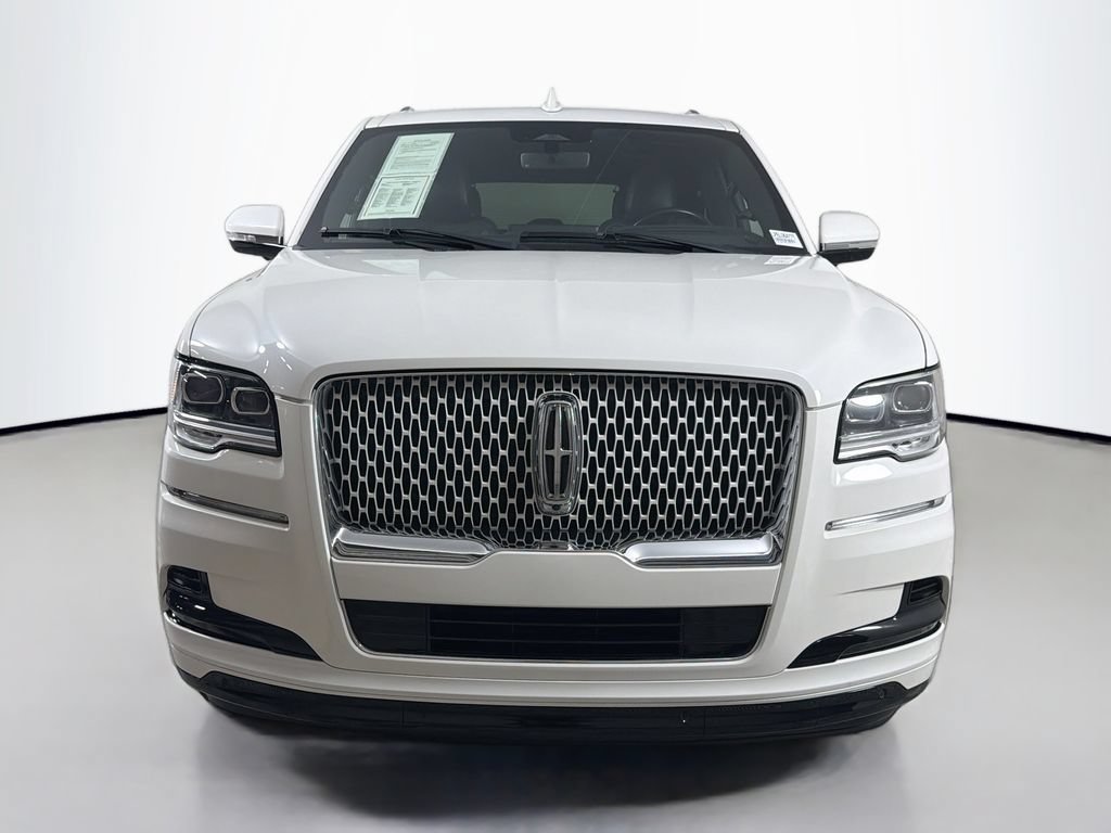 Certified 2023 Lincoln Navigator L Reserve RWD image 2