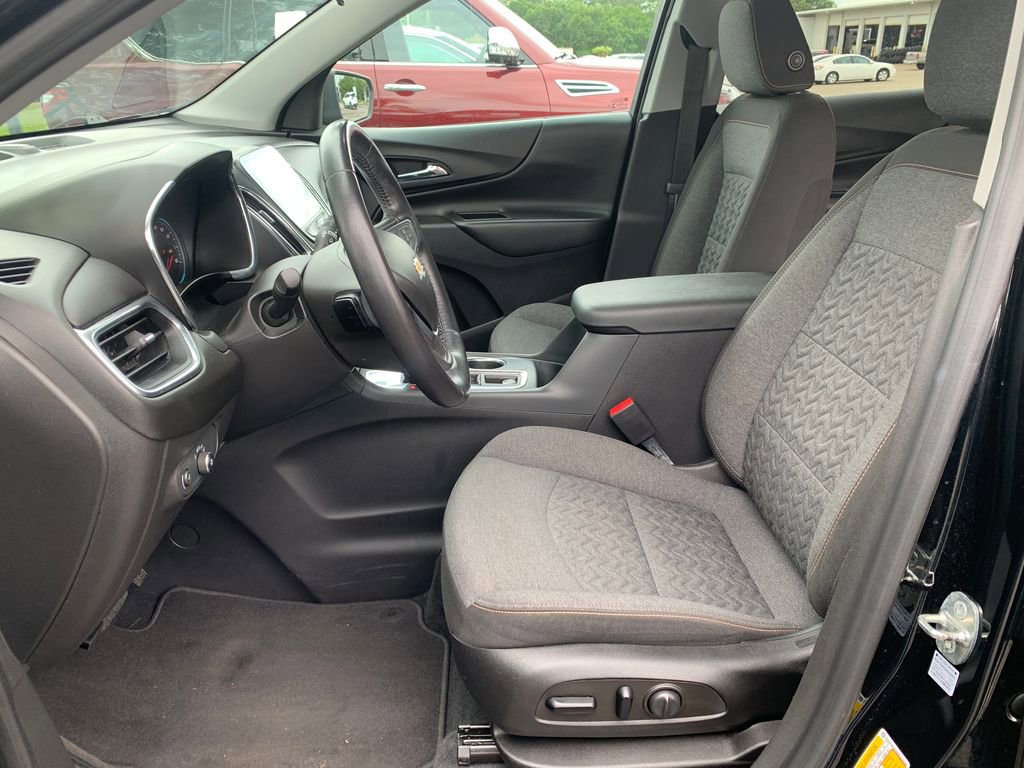 Used 2022 Chevrolet Equinox LT FWD image 12