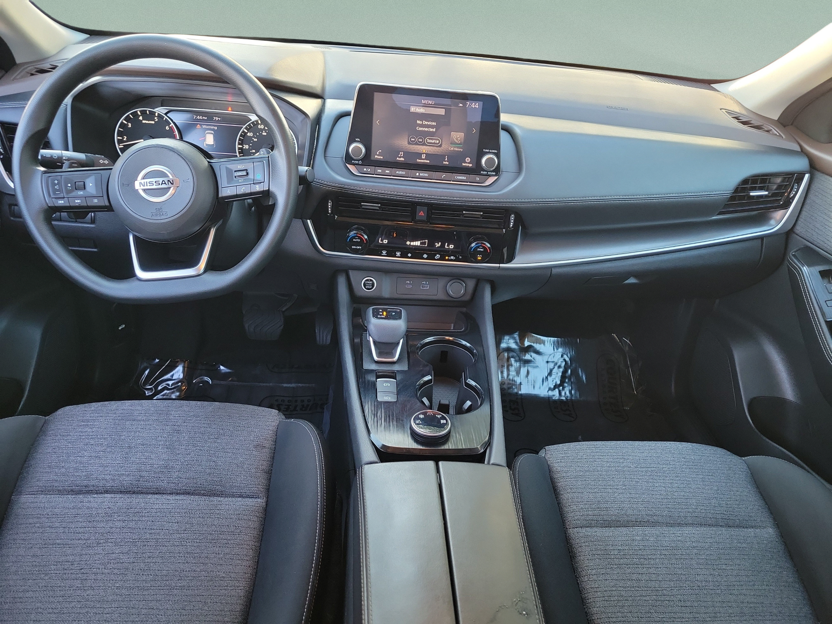 Used 2021 Nissan Rogue SV AWD/4WD image 10
