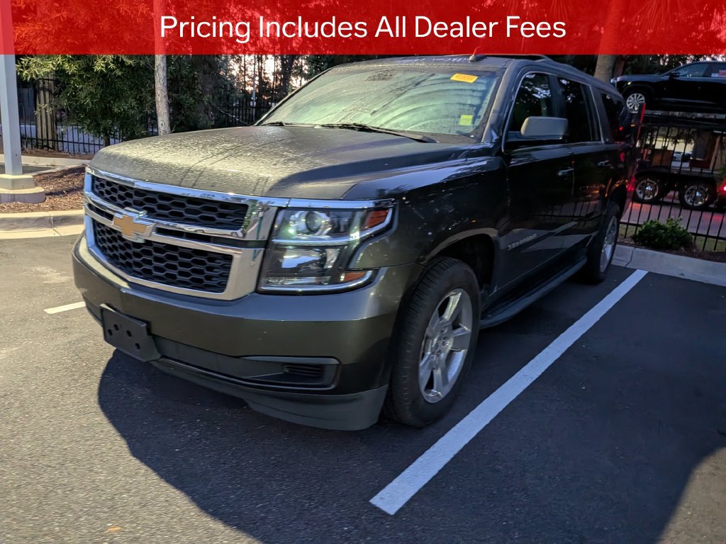 Used 2019 Chevrolet Suburban LT w/ Max Trailering Package RWD image 3