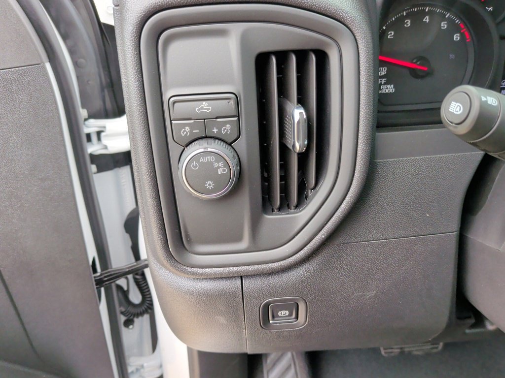 New 2026 Chevrolet Silverado 1500 Custom RWD image 15