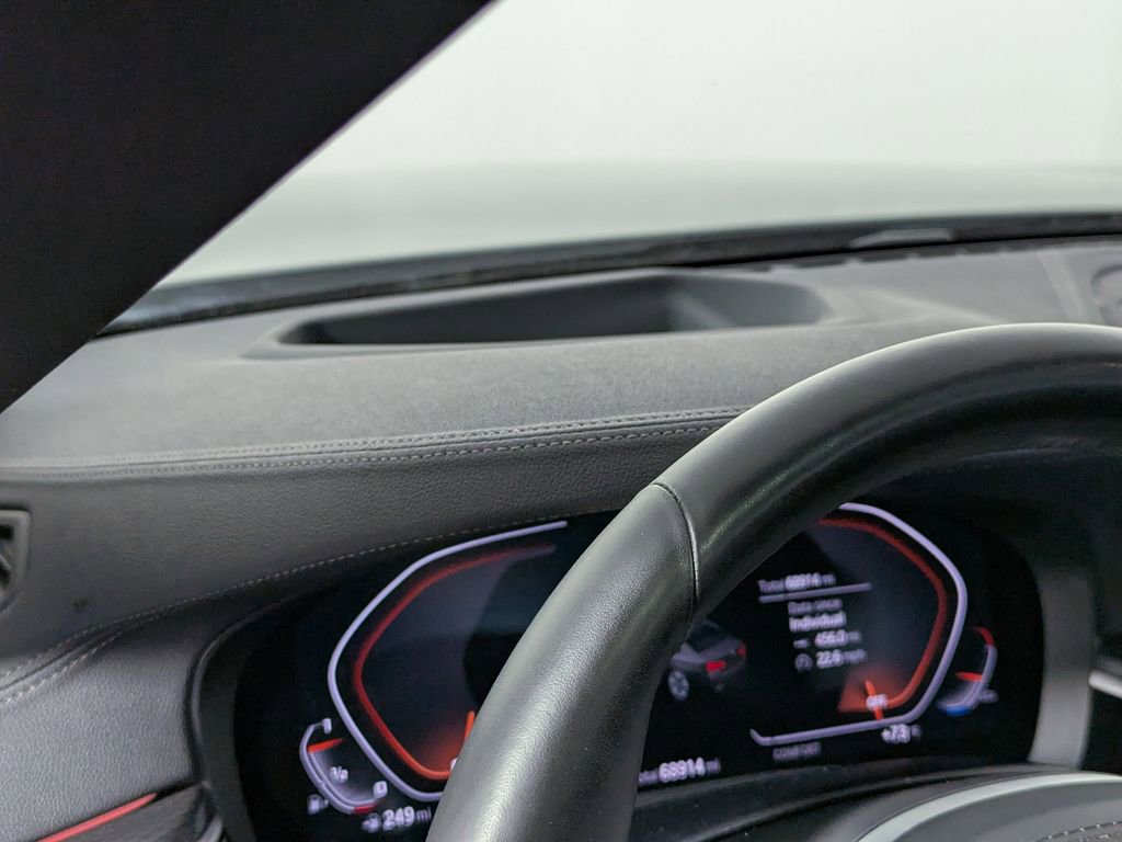 Used 2021 BMW M550i xDrive image 15