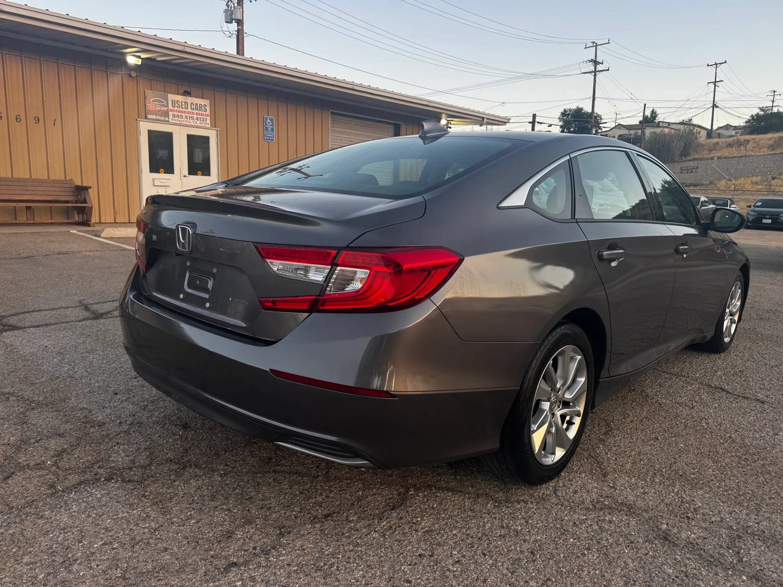 Used 2018 Honda Accord LX image 4