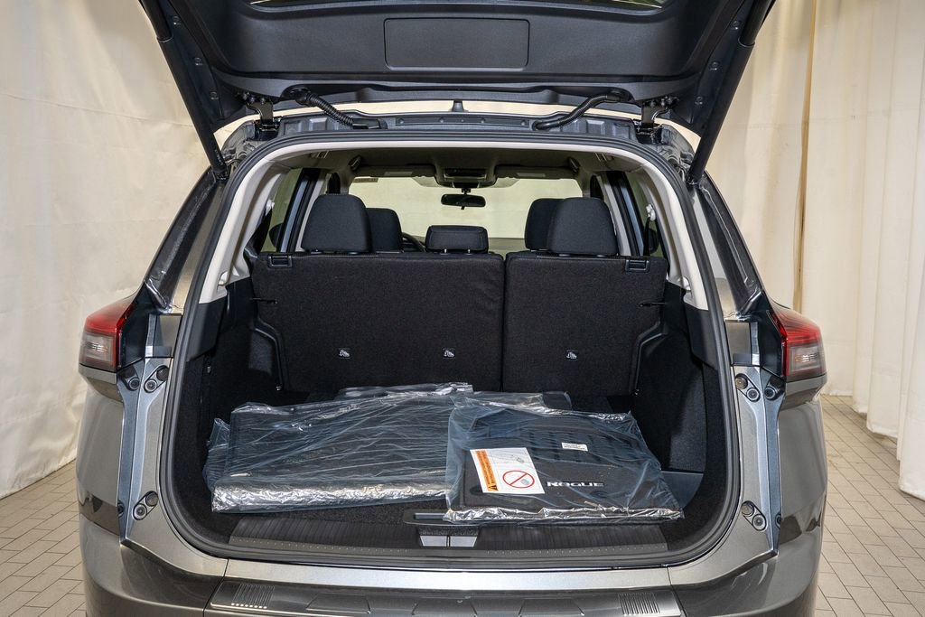 New 2026 Nissan Rogue SV image 6