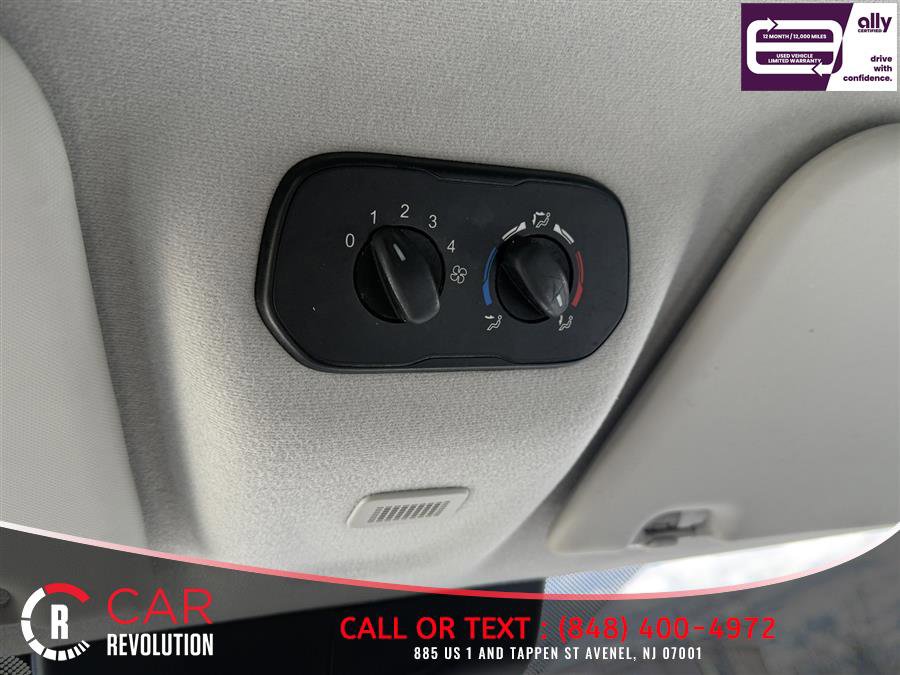 Used 2019 Ford Transit 350 XL image 34