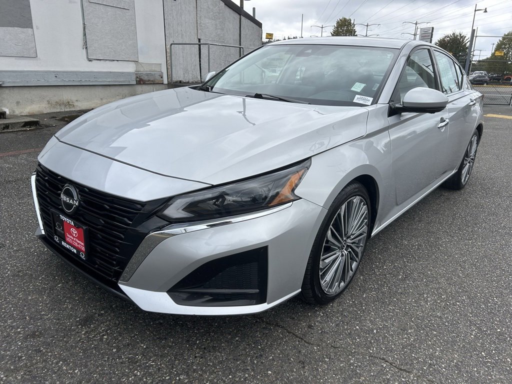 Used 2023 Nissan Altima 2.5 SL