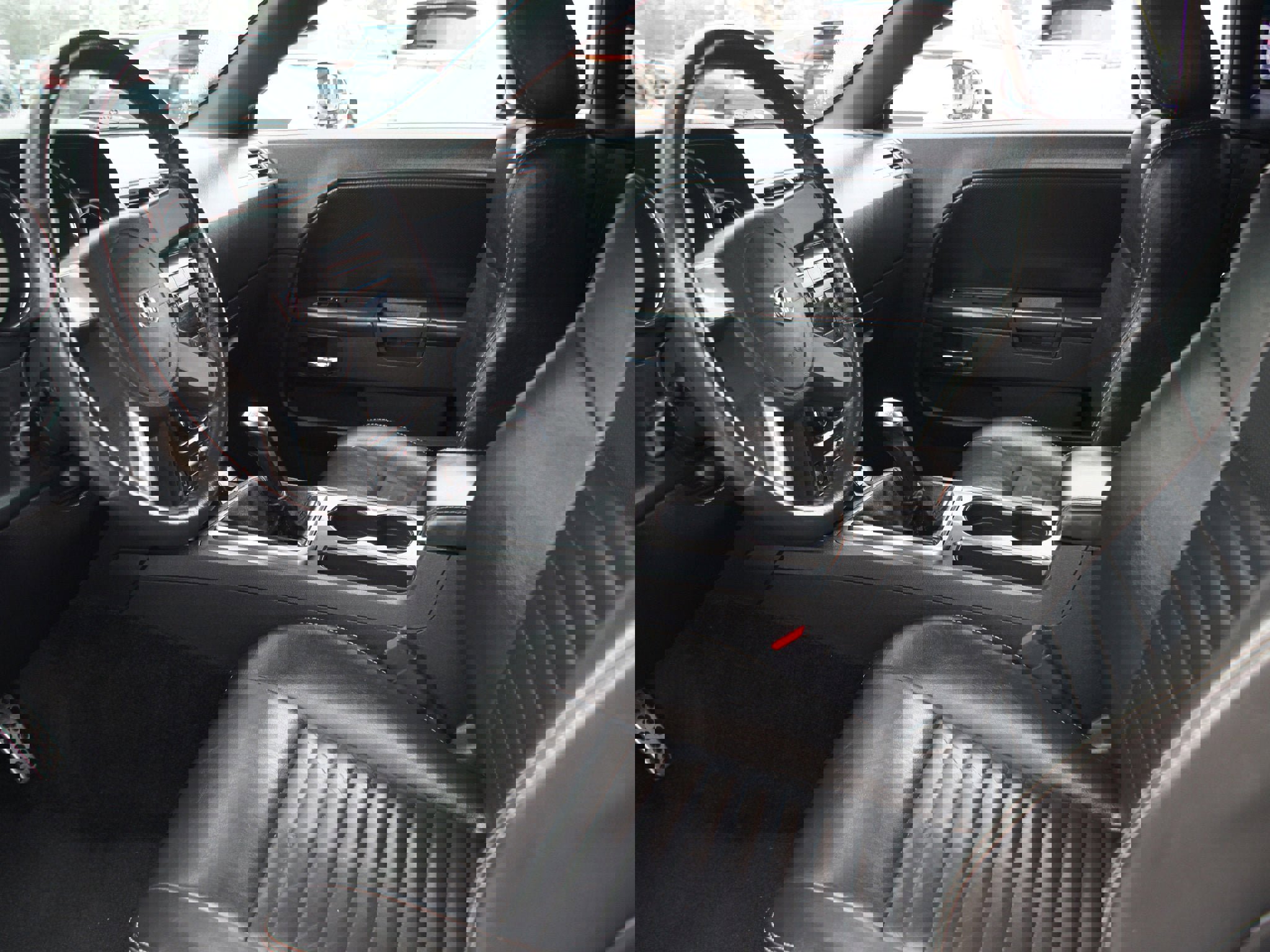 Used 2010 Dodge Challenger R/T image 5