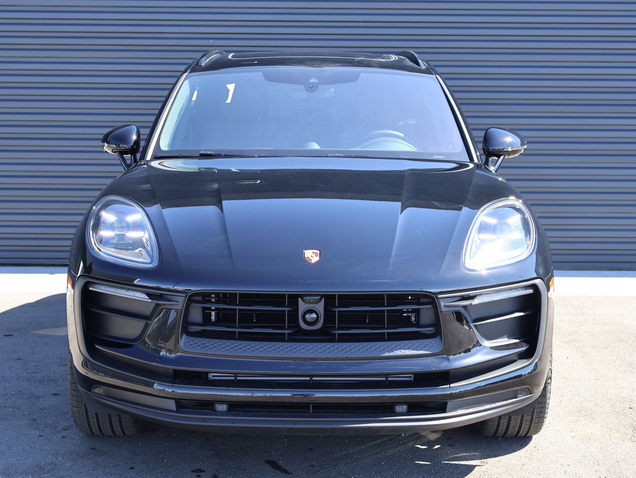 New 2026 Porsche Macan AWD/4WD image 6