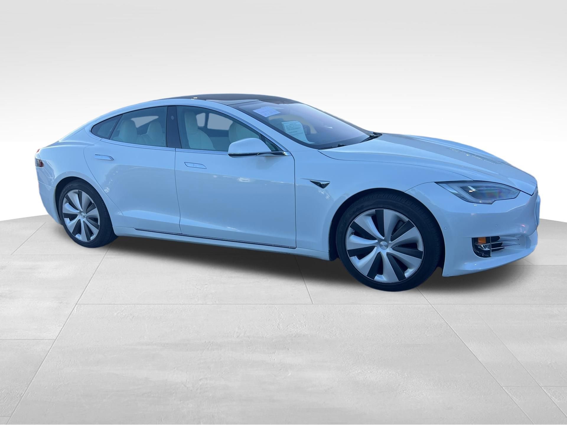 Used 2020 Tesla Model S Long Range AWD/4WD image 3
