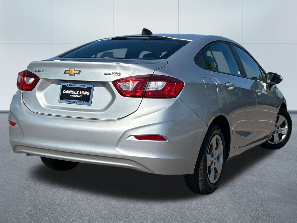 Used 2018 Chevrolet Cruze LS FWD image 2