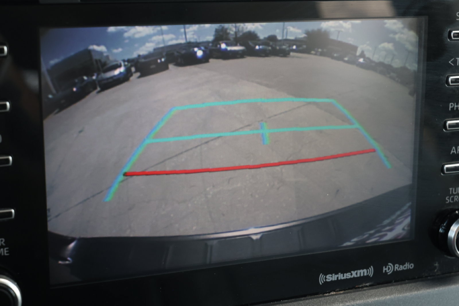 Used 2019 Toyota Sienna XLE FWD image 4