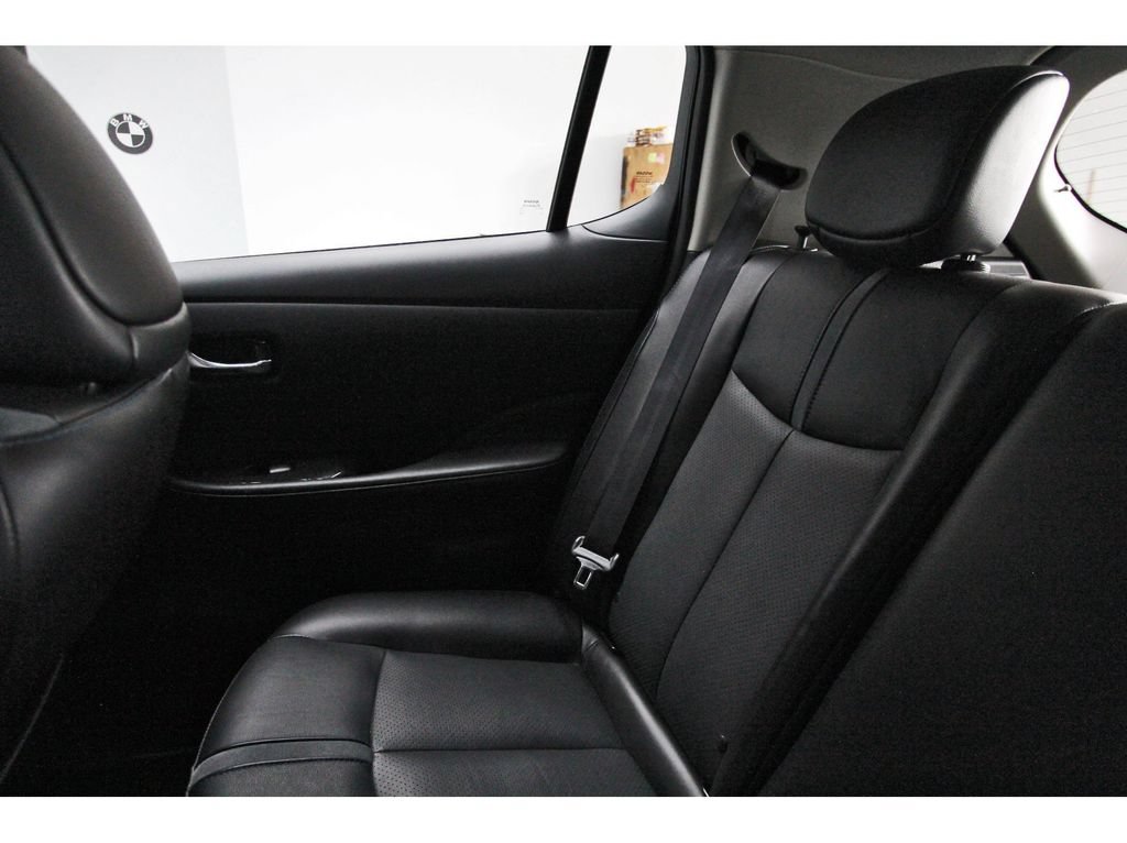 Used 2021 Nissan Leaf SL Plus FWD image 9