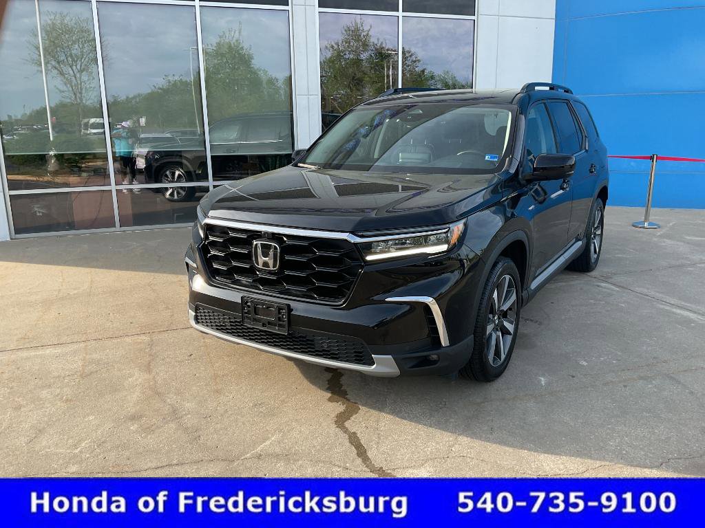 Certified 2024 Honda Pilot Elite image 1