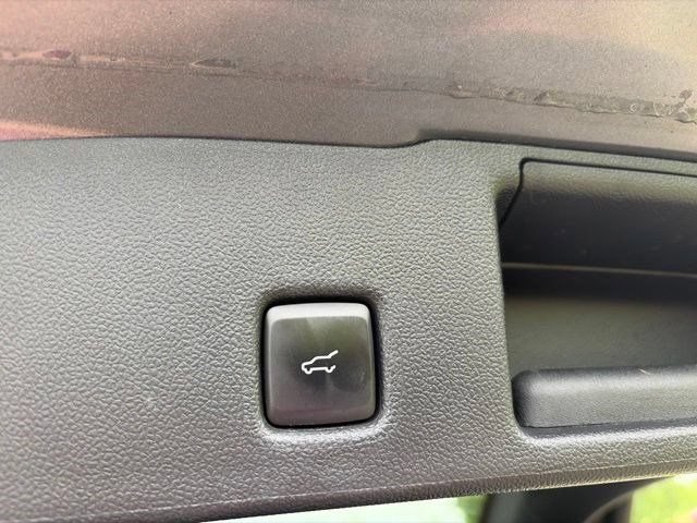 Used 2022 Ford Escape SEL AWD/4WD image 35