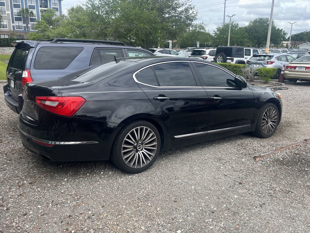 Used 2014 Kia Cadenza Premium w/ Technology Package image 3