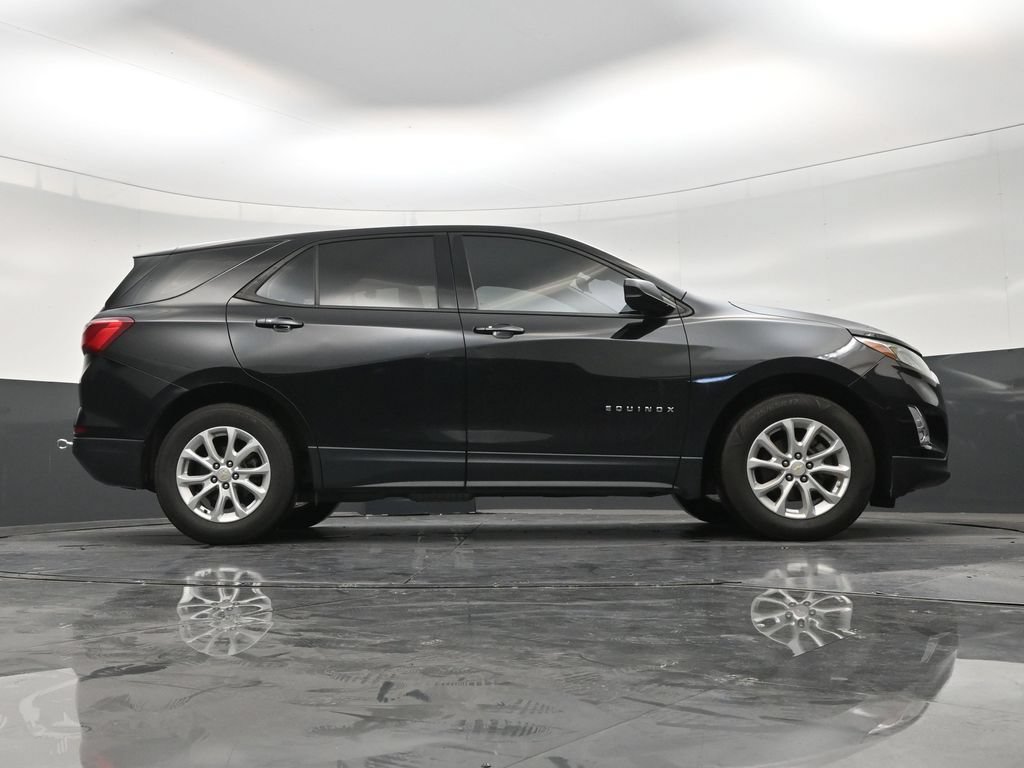 Used 2019 Chevrolet Equinox LS FWD image 24