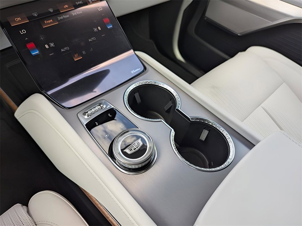 New 2026 Cadillac Vistiq Luxury image 11