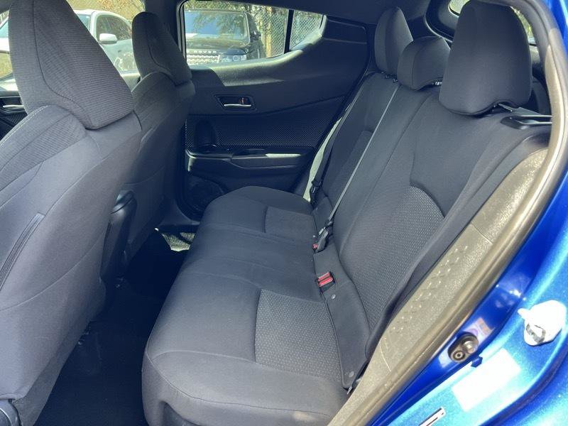 Used 2018 Toyota C-HR XLE FWD image 8