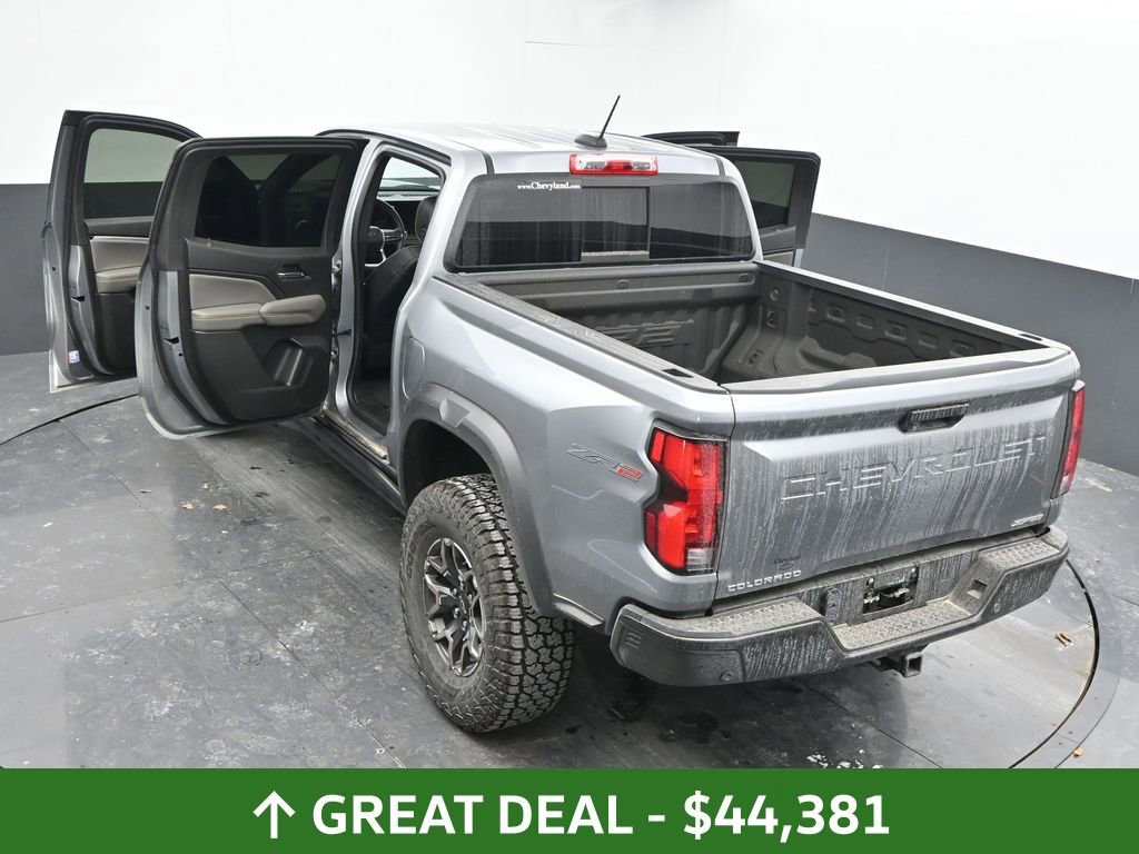 Used 2024 Chevrolet Colorado ZR2 w/ ZR2 Convenience Package III image 66