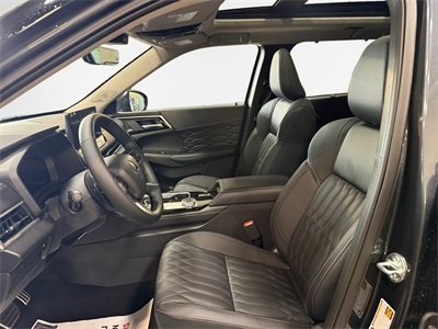 New 2025 Mitsubishi Outlander SEL image 12
