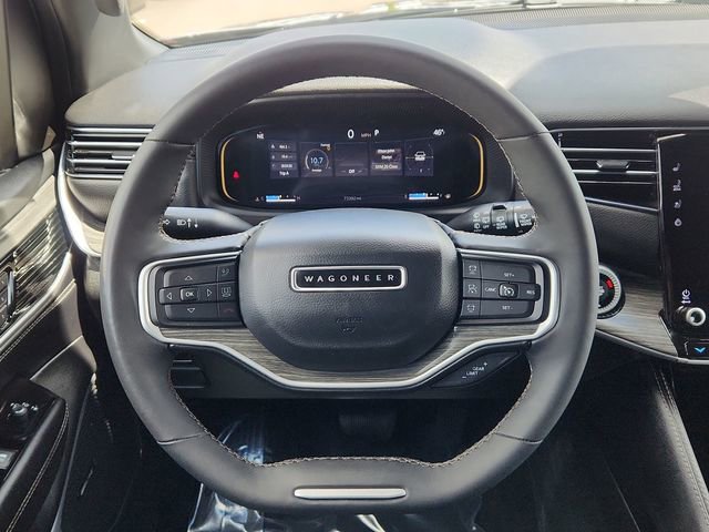 Used 2023 Jeep Wagoneer L Series II image 38