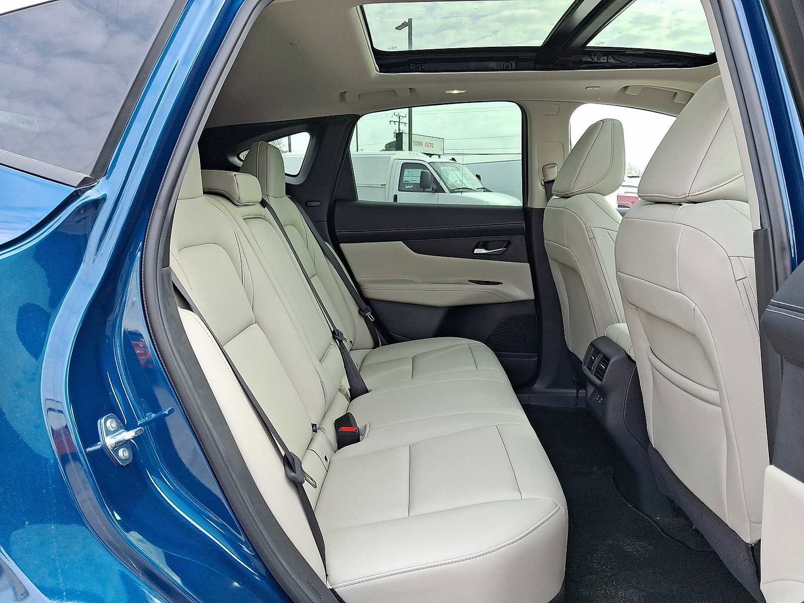 Used 2025 Nissan Murano SL w/ Cargo Package image 31