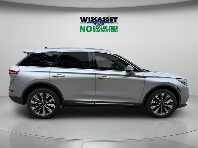 Used 2022 Lincoln Corsair Reserve w/ Equipment Group 201A AWD/4WD image 5