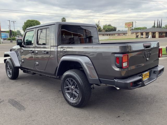New 2026 Jeep Gladiator Sport image 20