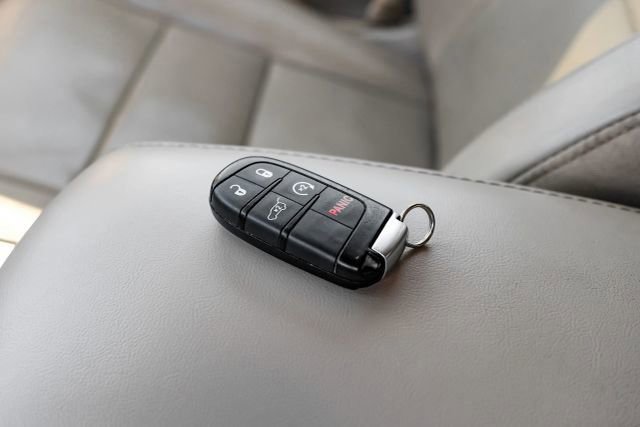 Used 2021 Jeep Grand Cherokee Limited w/ Luxury Group II AWD/4WD image 68