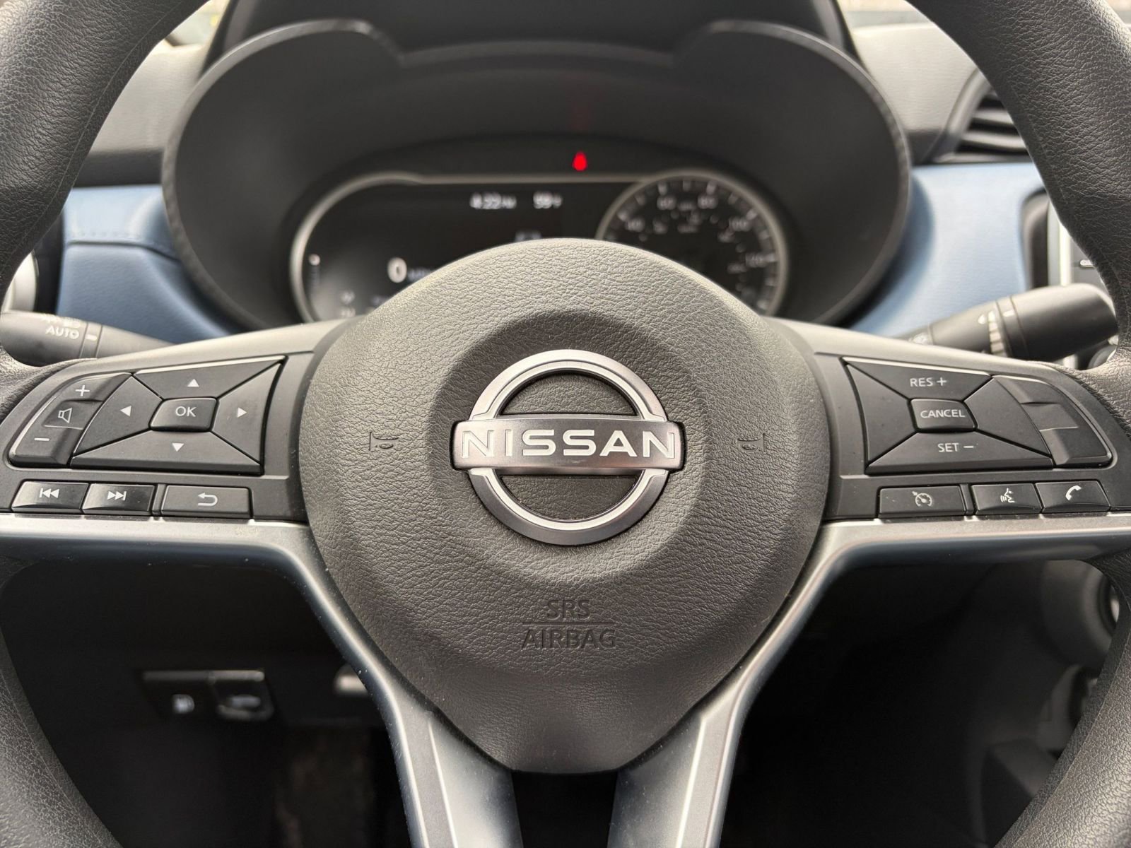 Used 2025 Nissan Versa SV FWD image 25