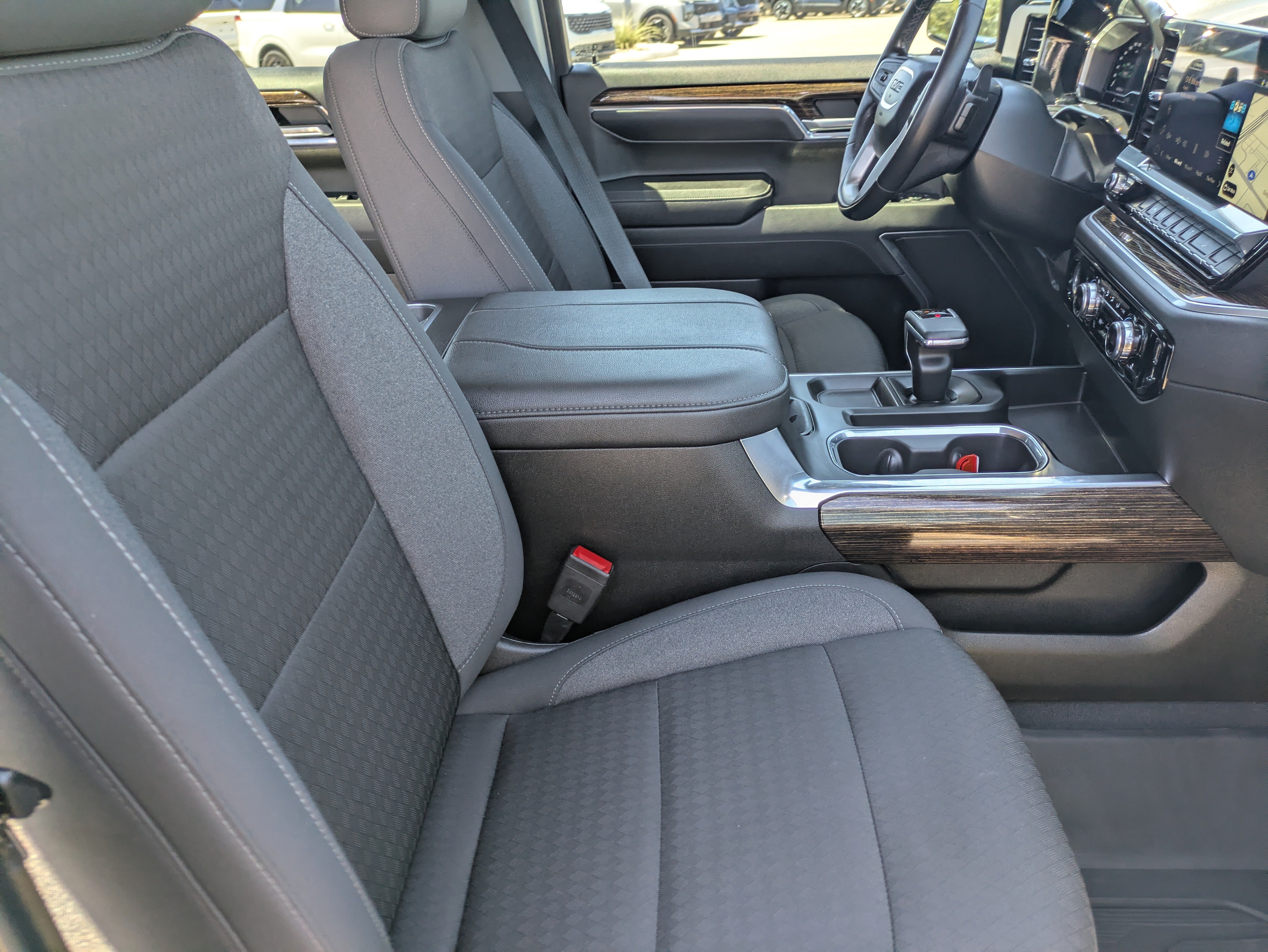 Used 2023 GMC Sierra 1500 Elevation AWD/4WD image 11