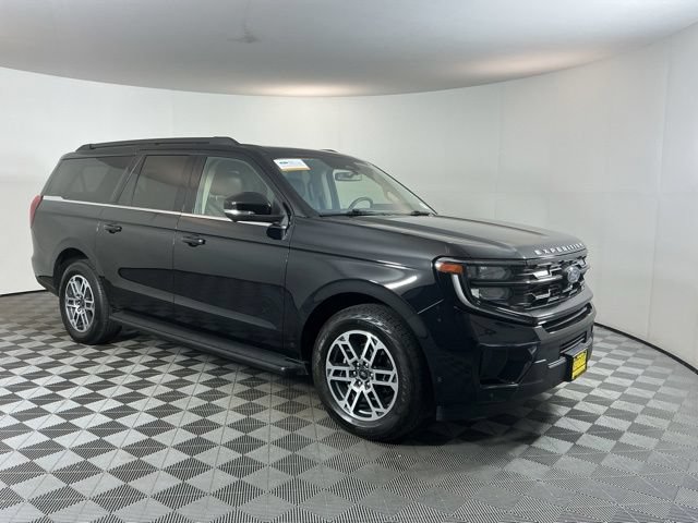 Certified 2025 Ford Expedition Max Active AWD/4WD image 3