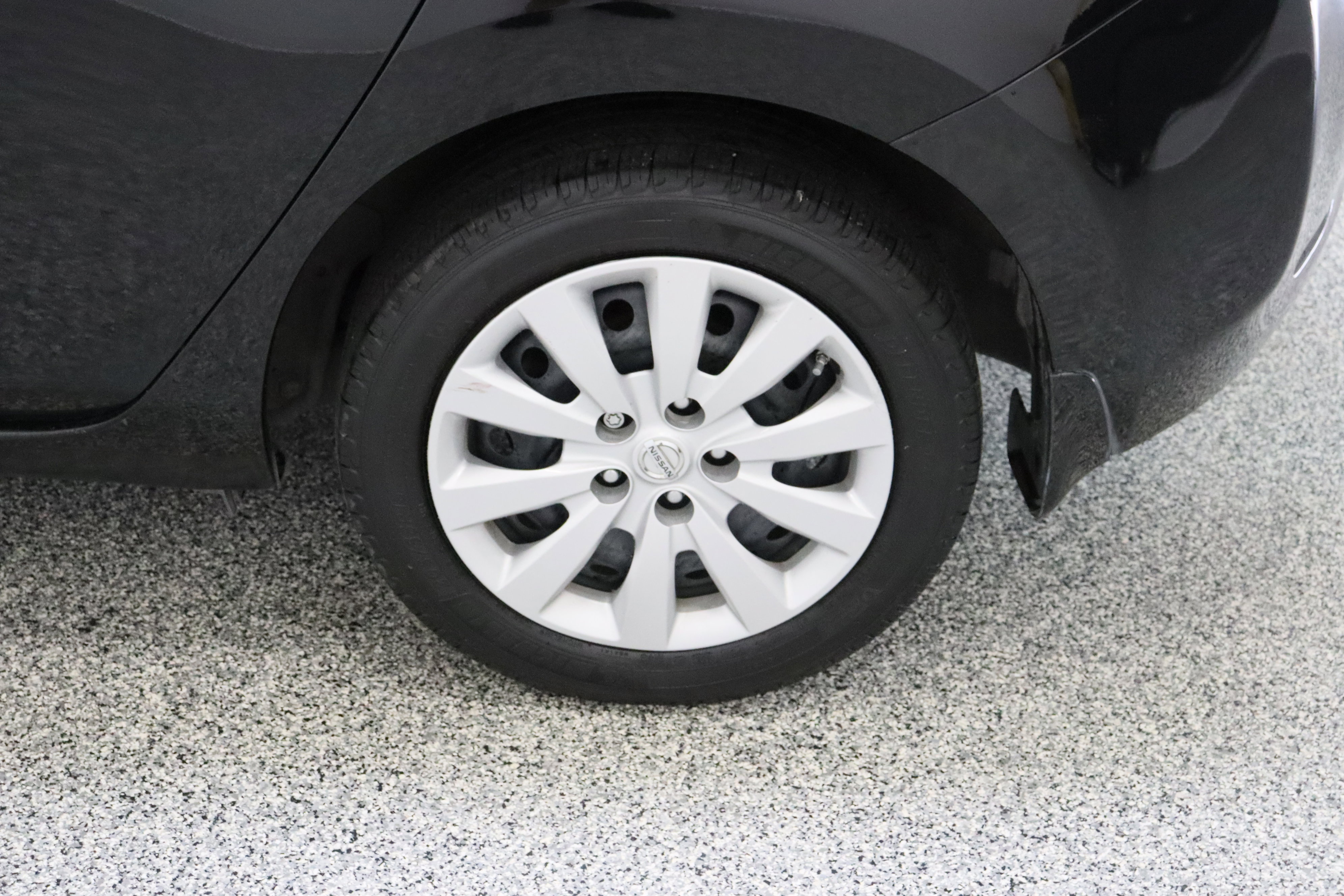 Used 2015 Nissan Leaf S w/ Charge Package FWD image 10