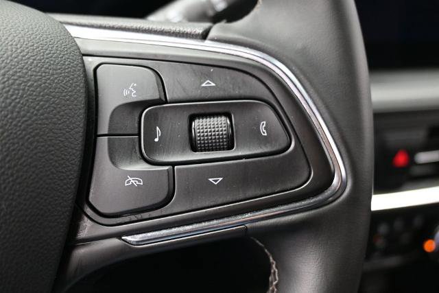 Used 2025 Buick Encore GX Preferred AWD/4WD image 23