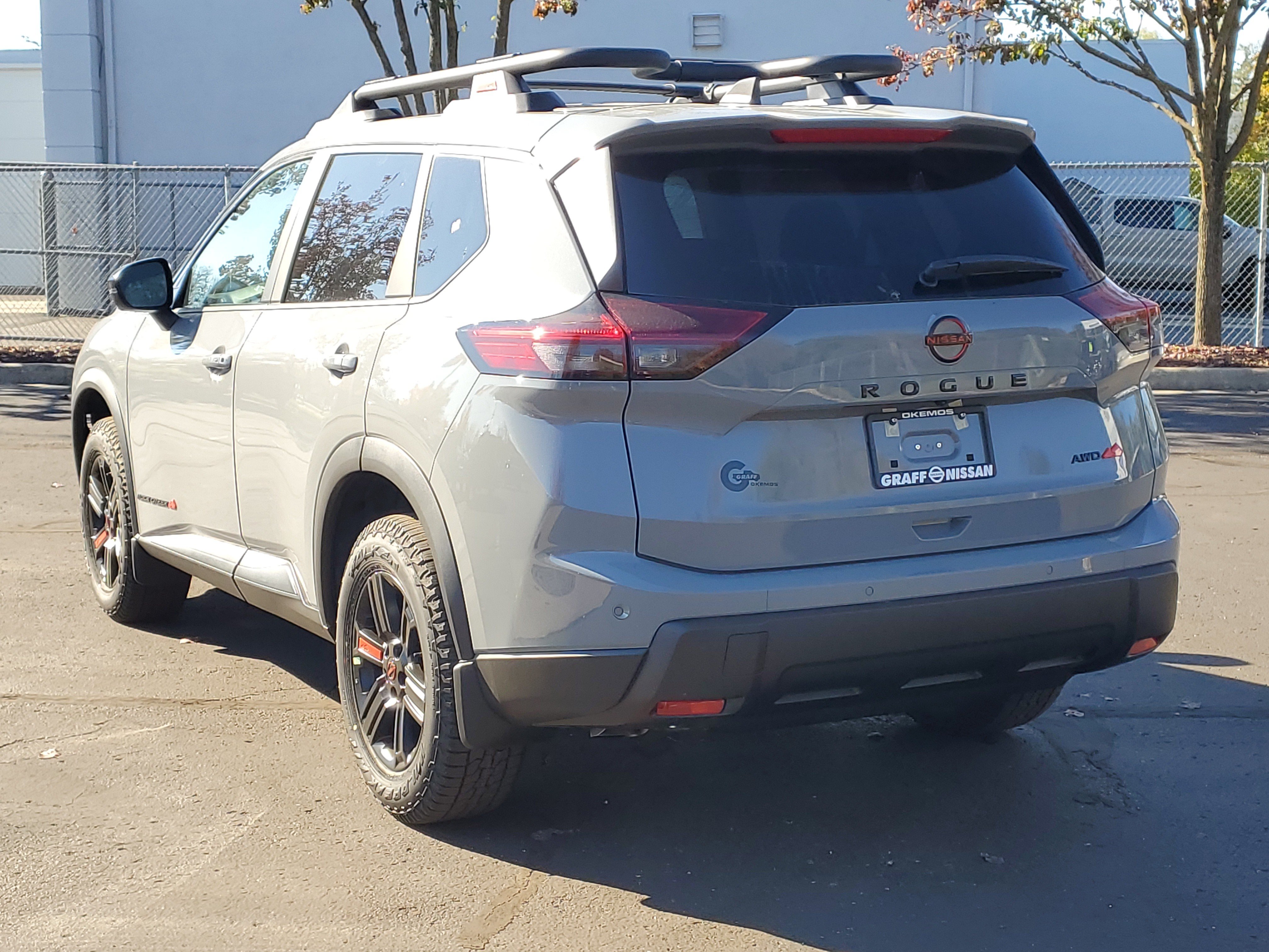 New 2027 Nissan Rogue SV w/ Rock Creek Premium Package AWD/4WD image 4