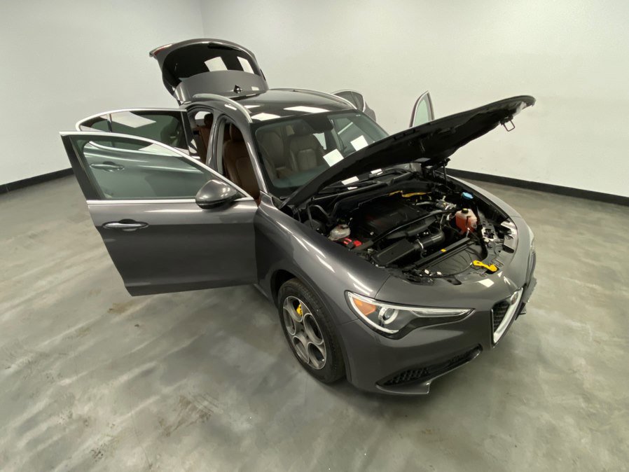 Used 2019 Alfa Romeo Stelvio Ti AWD/4WD image 53