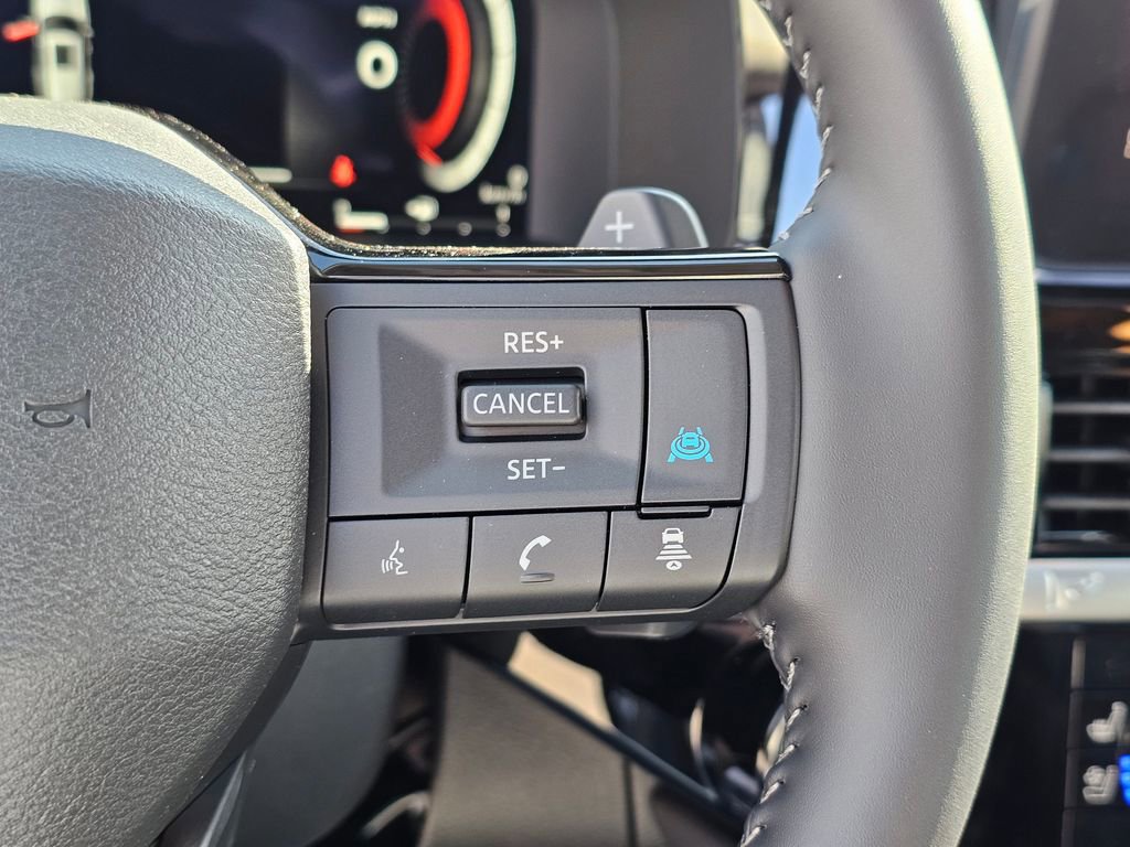 New 2026 Nissan Pathfinder Platinum AWD/4WD image 36