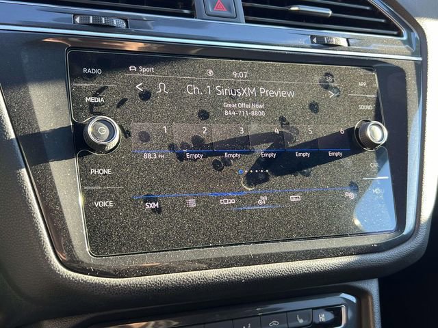 Certified 2021 Volkswagen Tiguan SE R-Line AWD/4WD image 29