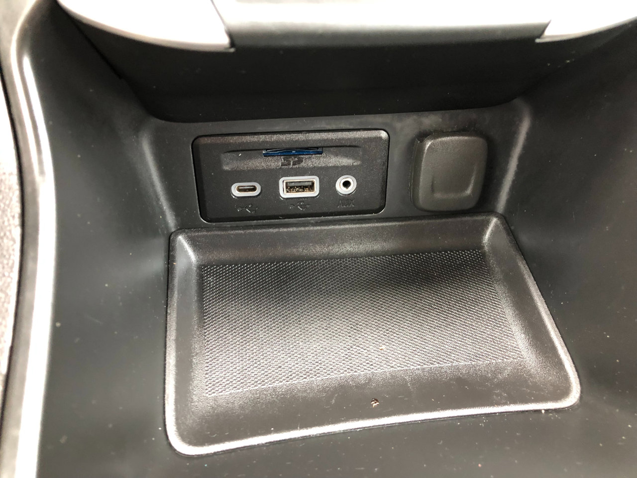 Used 2024 GMC Terrain SLT image 20