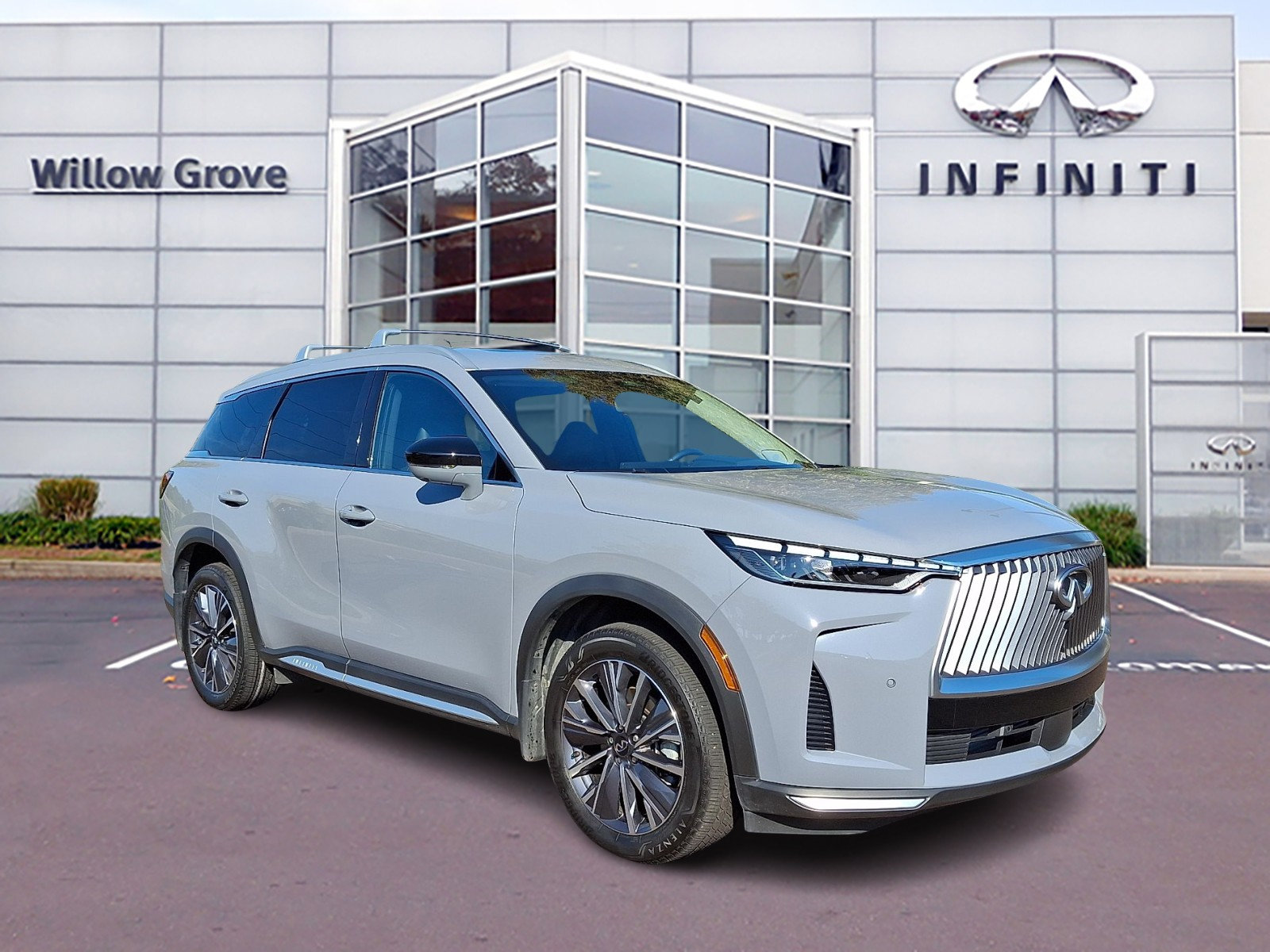 Certified 2026 INFINITI QX60 Luxe w/ Cargo Package AWD/4WD image 1