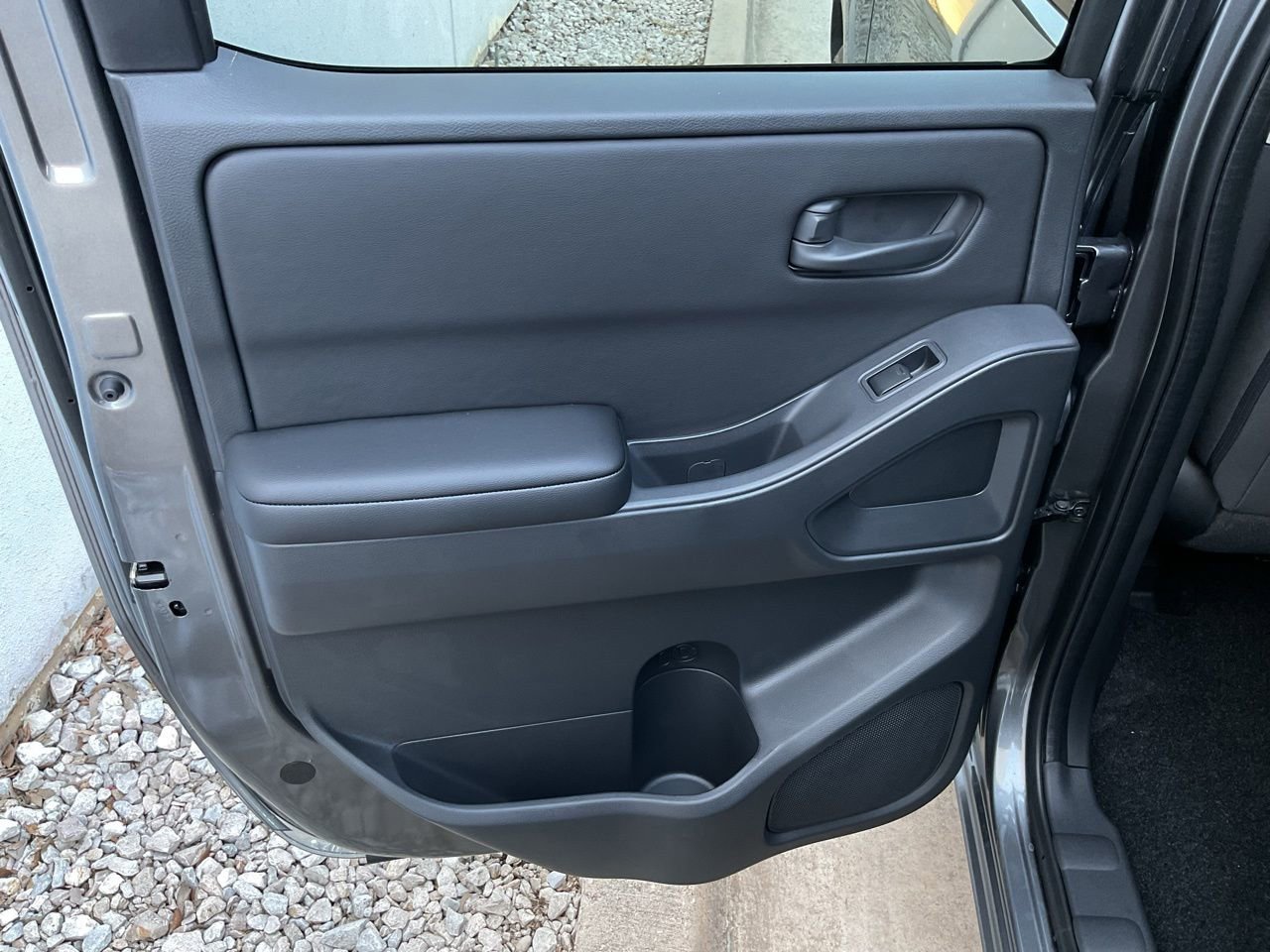 New 2026 Nissan Frontier S image 18