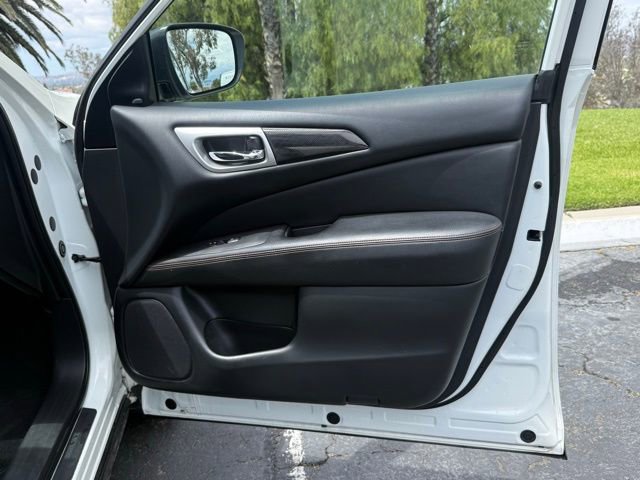 Used 2020 Nissan Pathfinder SV w/ Rock Creek Edition FWD image 9