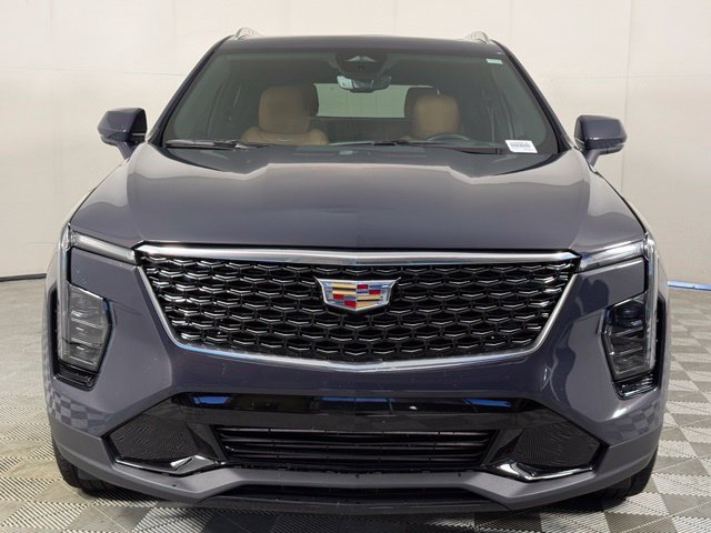 Used 2024 Cadillac XT4 Premium Luxury w/ Technology Package FWD image 12