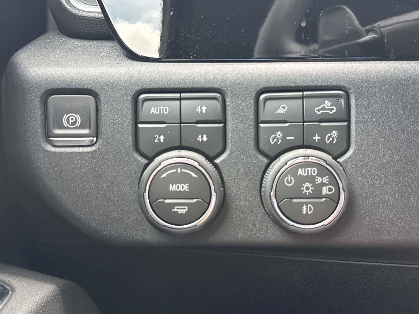 New 2026 Chevrolet Silverado 1500 RST w/ RST All Star Premium Package AWD/4WD image 13
